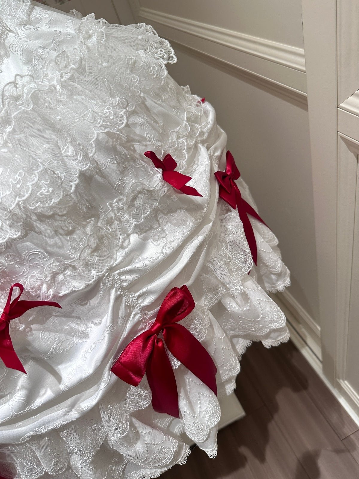 White & Red Doll JSK Lolita Dress with Back Bow & Headband