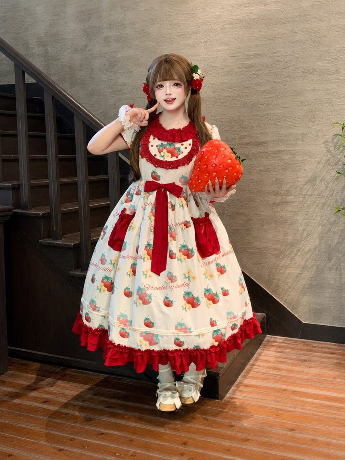 Plus Size Strawberry Print Sweet Lolita OP Dress - Large Hem Long Style