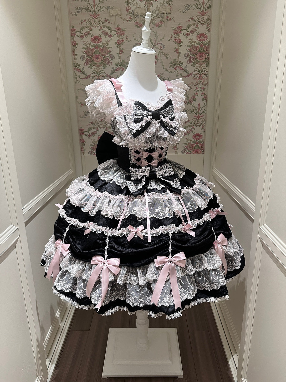 Black & Pink Doll JSK Lolita Dress with Back Bow & Headband