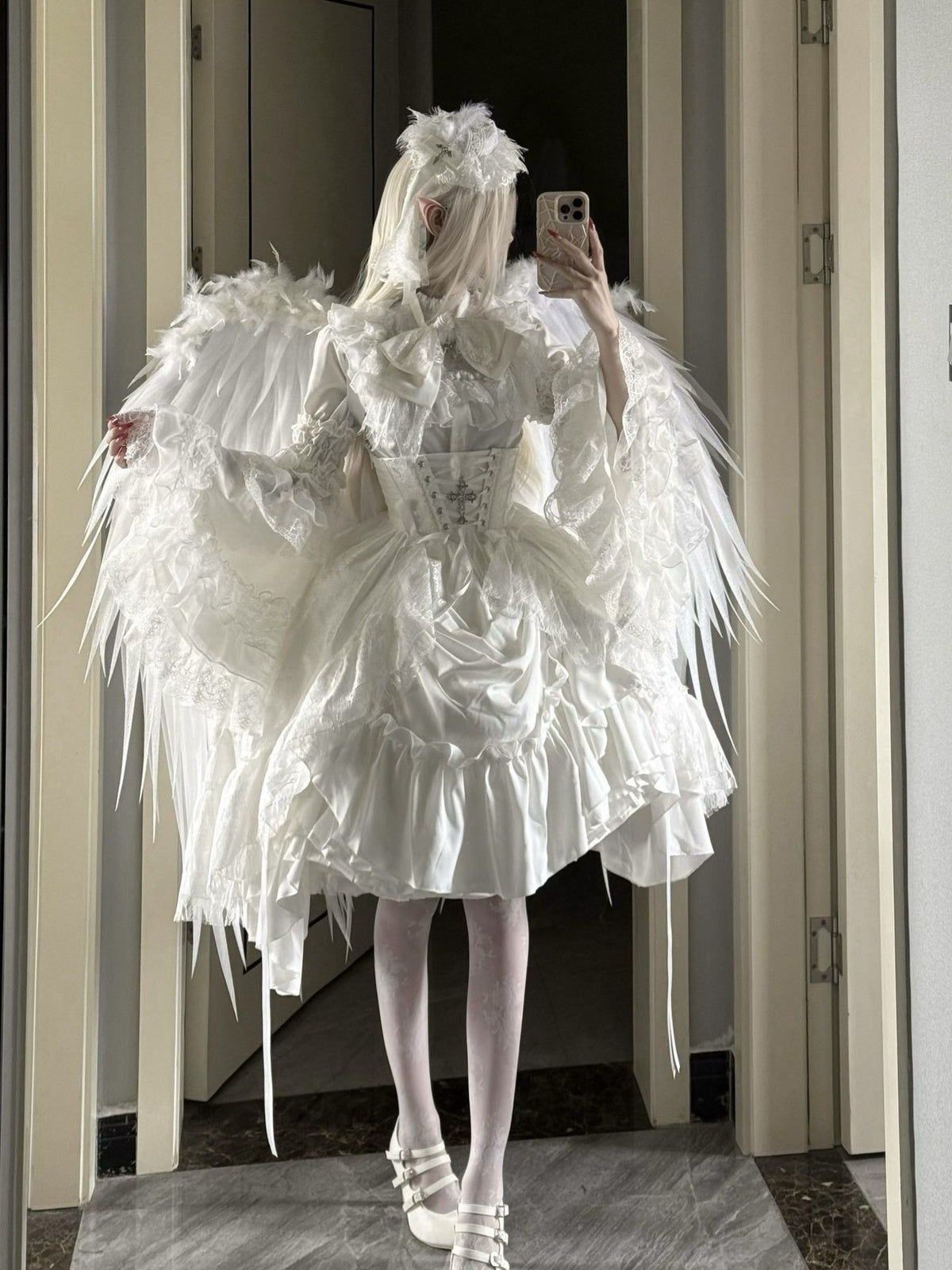 White Gothic Lolita Dress Set - Long Sleeve Halloween Cosplay Outfit