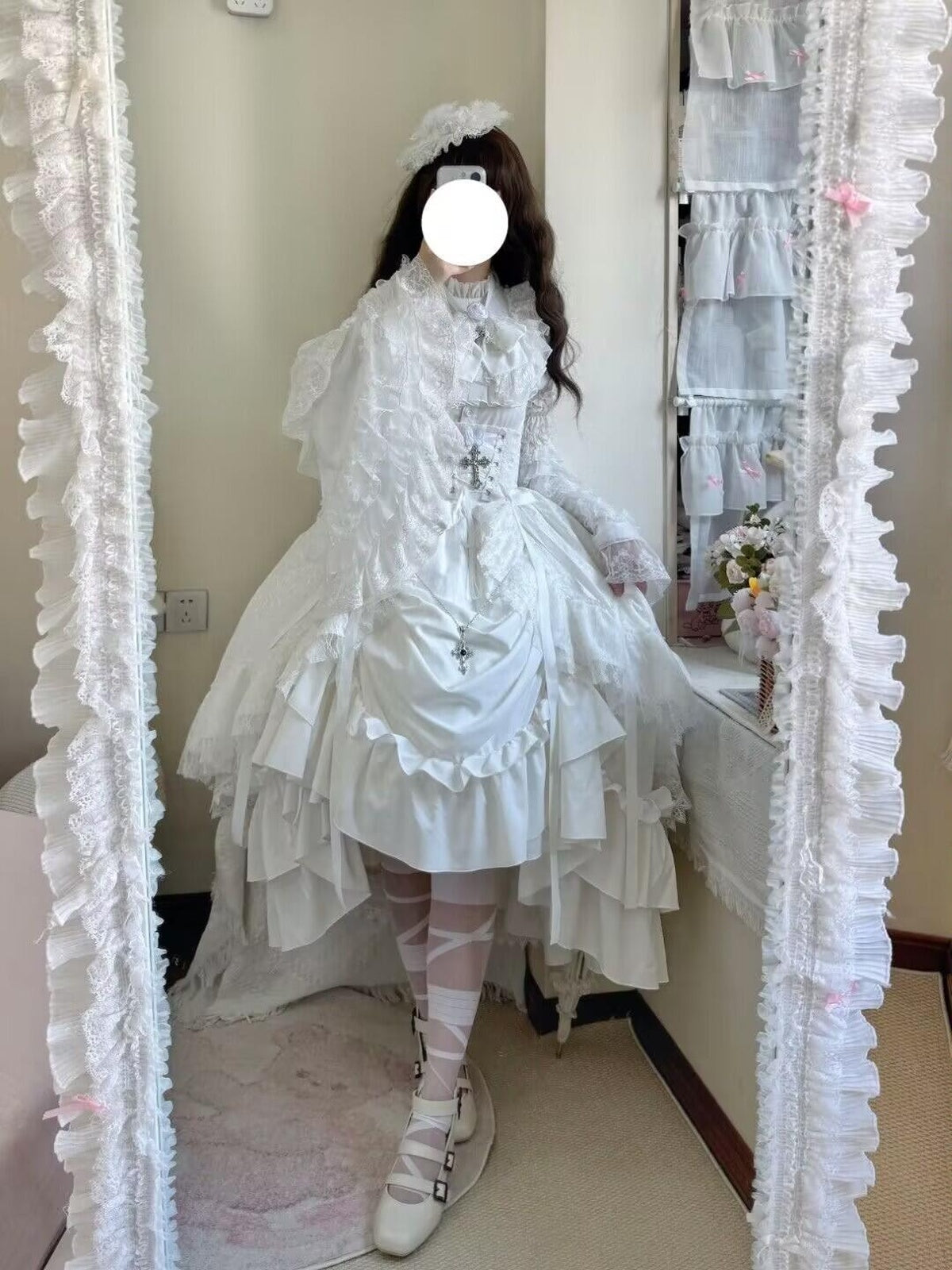 White Gothic Lolita Dress Set - Long Sleeve Halloween Cosplay Outfit