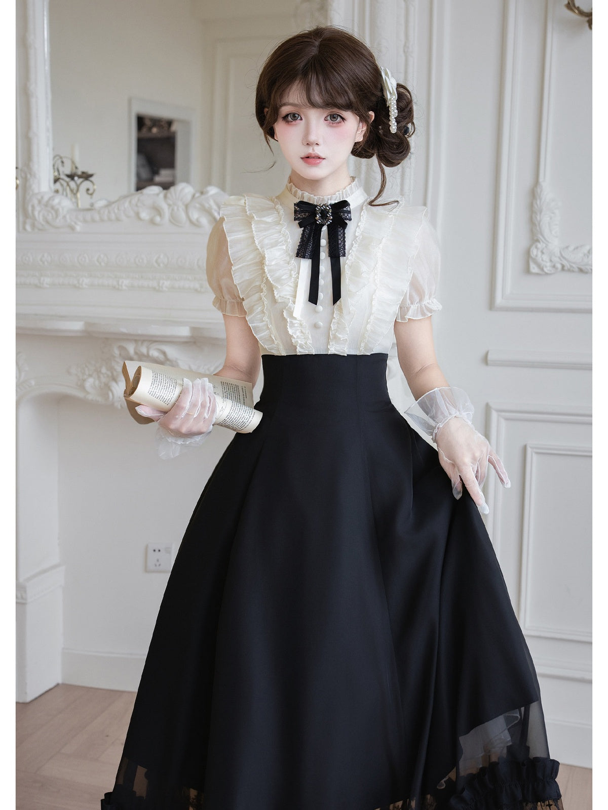Black Off-White Color Block Lolita Long Dress with Rhinestone Necktie