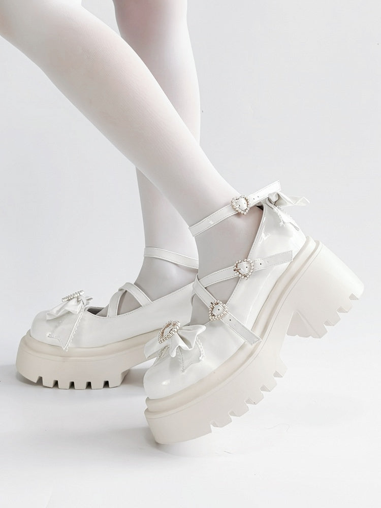 White Platform High Heels with Heart Buckle and Bow - Rainie Dream | CoyBunny