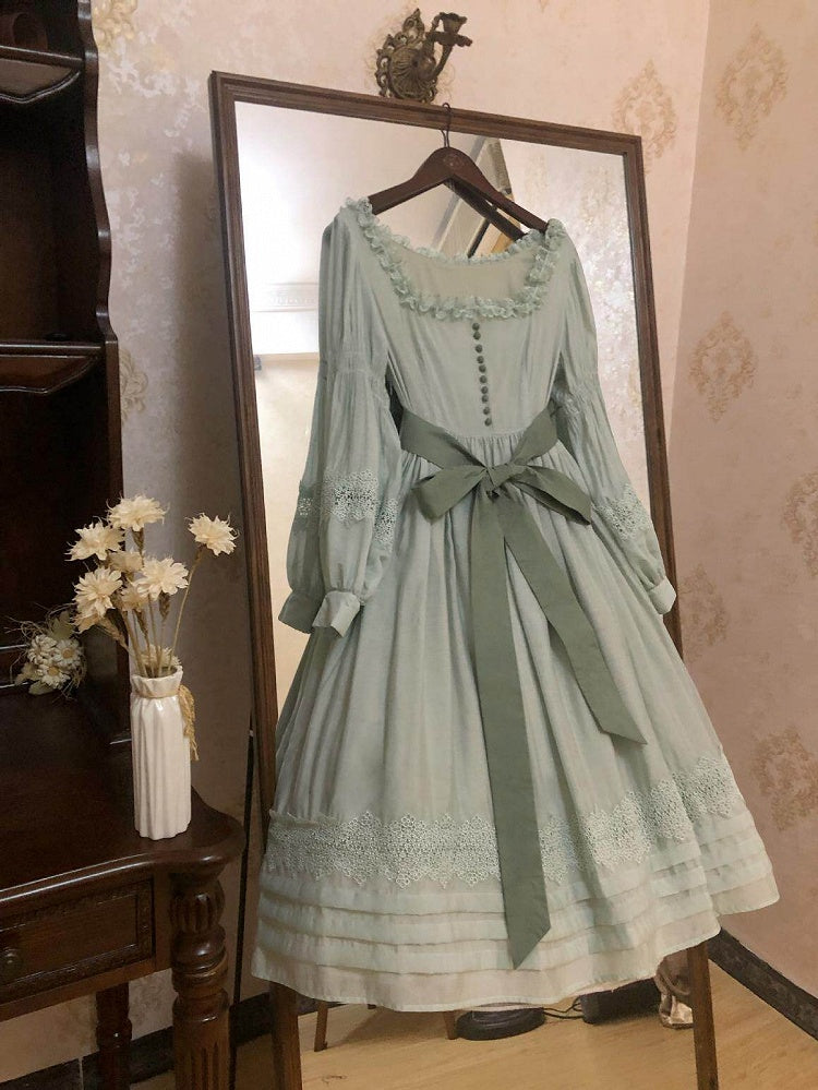 Green Square Neck Classic Lolita Long Sleeve OP | CoyBunny