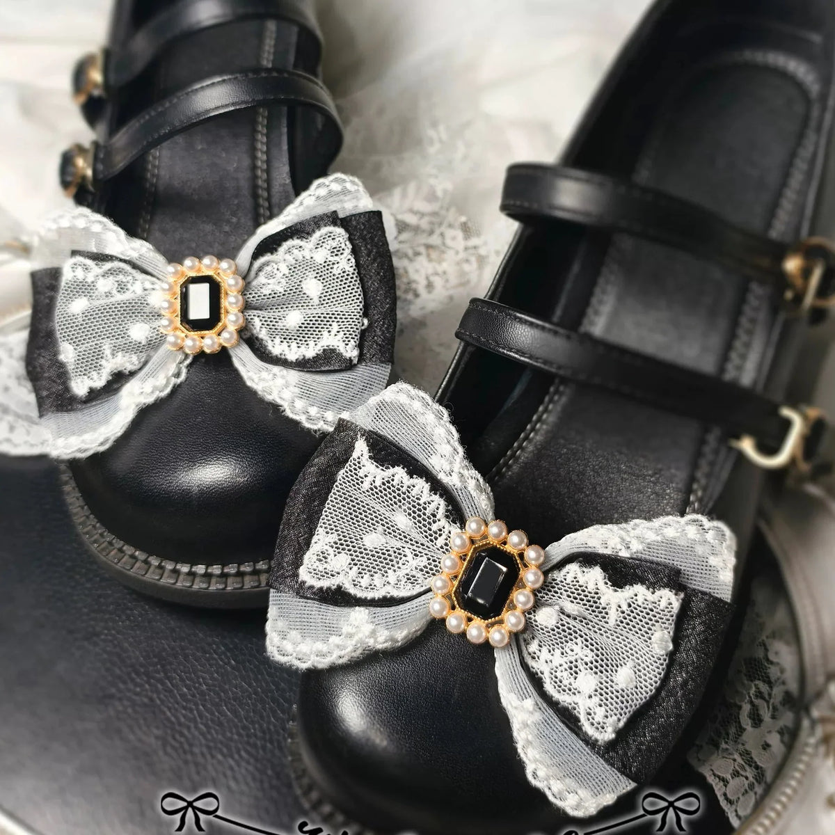 Handmade Heart Bow Shoe Clips with Lace & Pearl - Lolita Accessories | CoyBunny