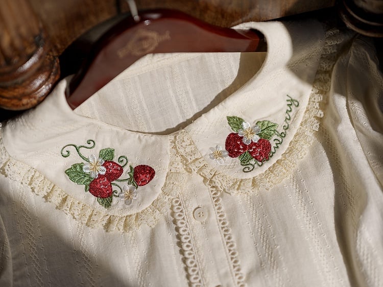 Cream Short Sleeve Lolita Blouse with Red Strawberry Embroidery Collar - Dream Magic Box | CoyBunny
