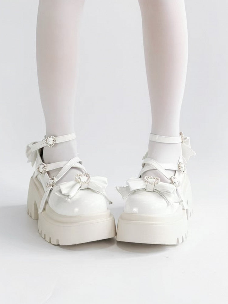White Platform High Heels with Heart Buckle and Bow - Rainie Dream | CoyBunny