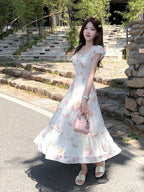 Apricot Summer Vacation Dress with Floral Pattern - Qchiwawameme | CoyBunny