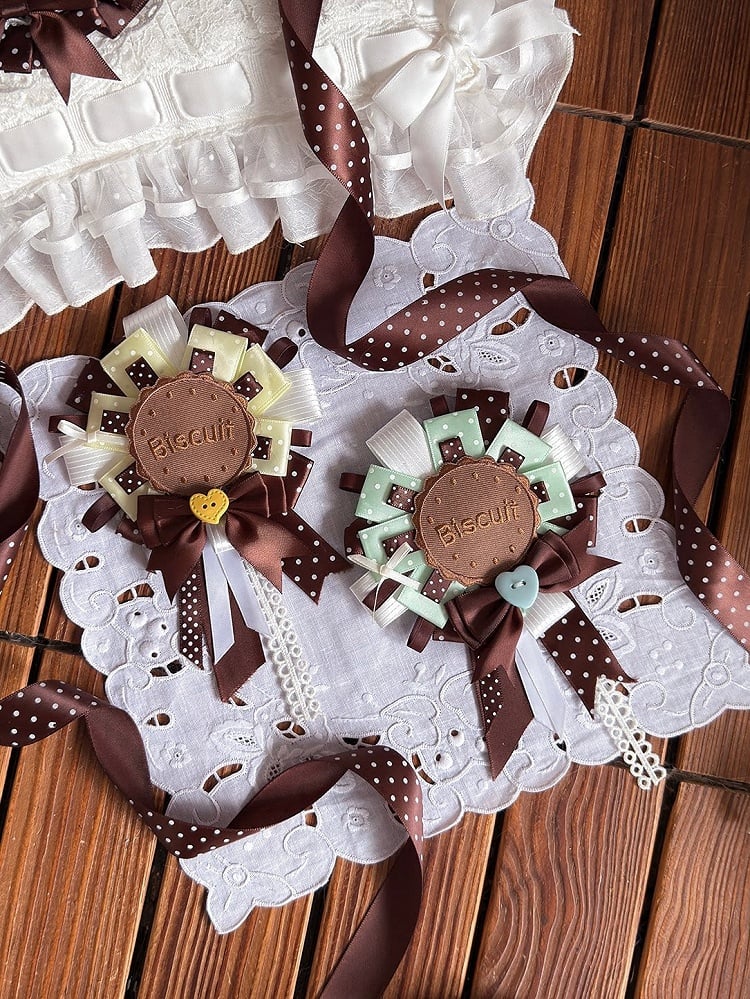 Sweet Lolita Brooch in Two Colorways - Alice in Wonderland Lolita | CoyBunny