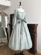 Green Square Neck Classic Lolita Long Sleeve OP | CoyBunny