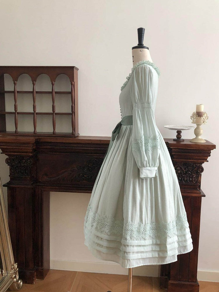 Green Square Neck Classic Lolita Long Sleeve OP | CoyBunny
